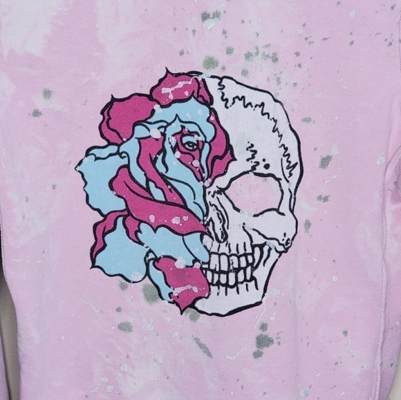 Y2K Grail | Distressed Splatter Zip Front Hoodie Sweatshirt with Skull on Back - Picture 6 of 11
